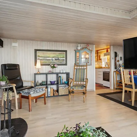 Lovely In Bjert With Kitchen * Binderup Strand
