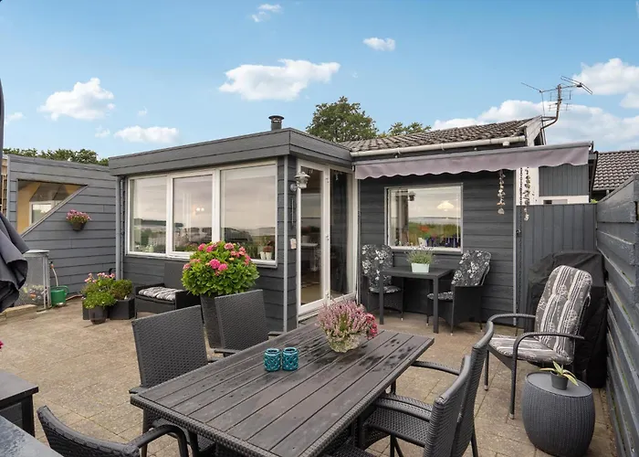 펜션 Lovely In Bjert With Kitchen *